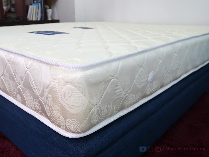 10 Nệm lò xo Vạn Thành Royal - Nệm Bình Dương