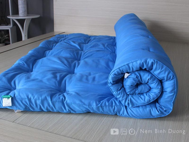 5 Topper Edena màu xanh dương - Nệm Bình Dương